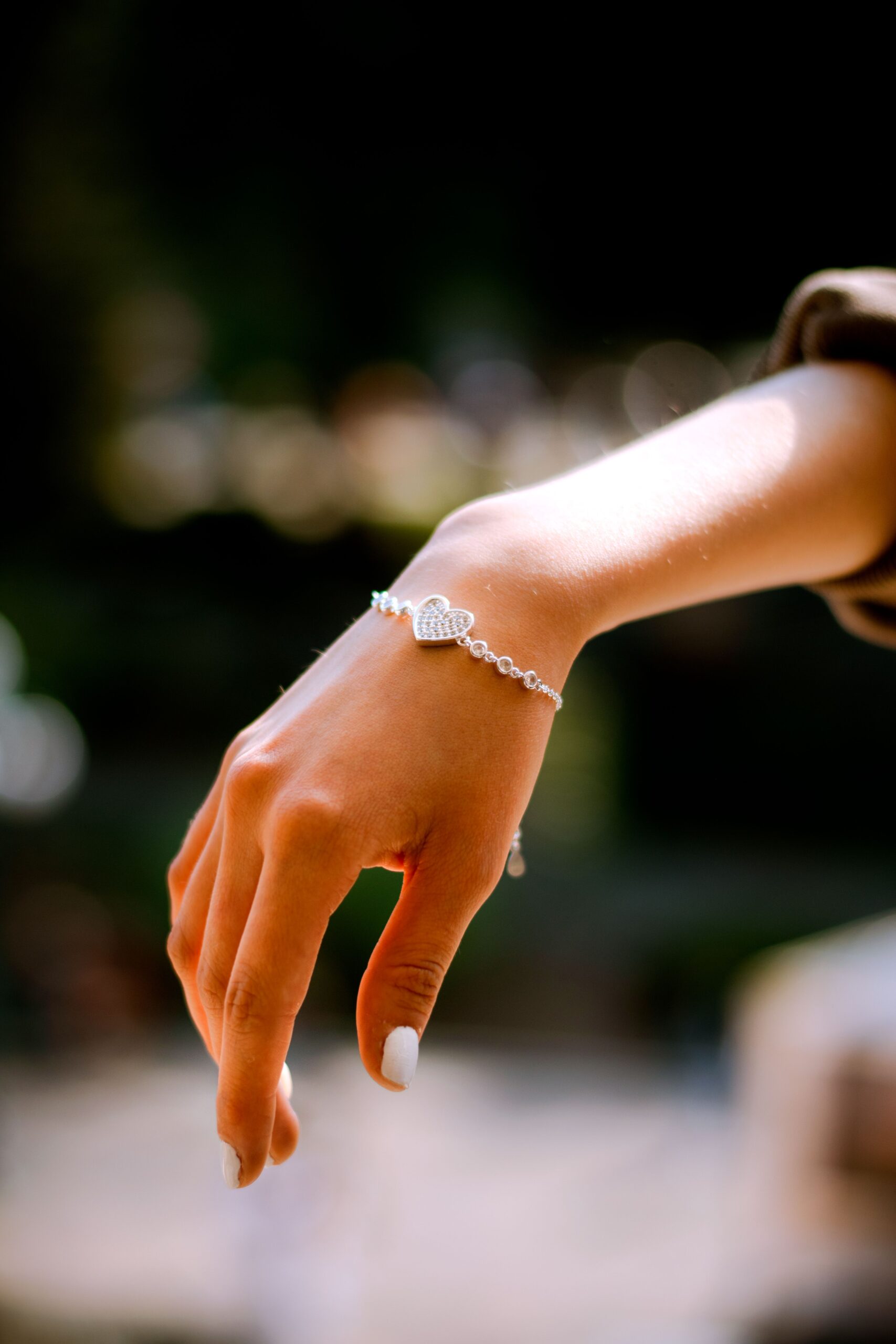 hand with bracrelets
